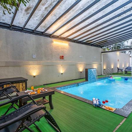נאסיק Serenity Meadows With Pool By Veo - Part Of Stayvista מראה חיצוני תמונה